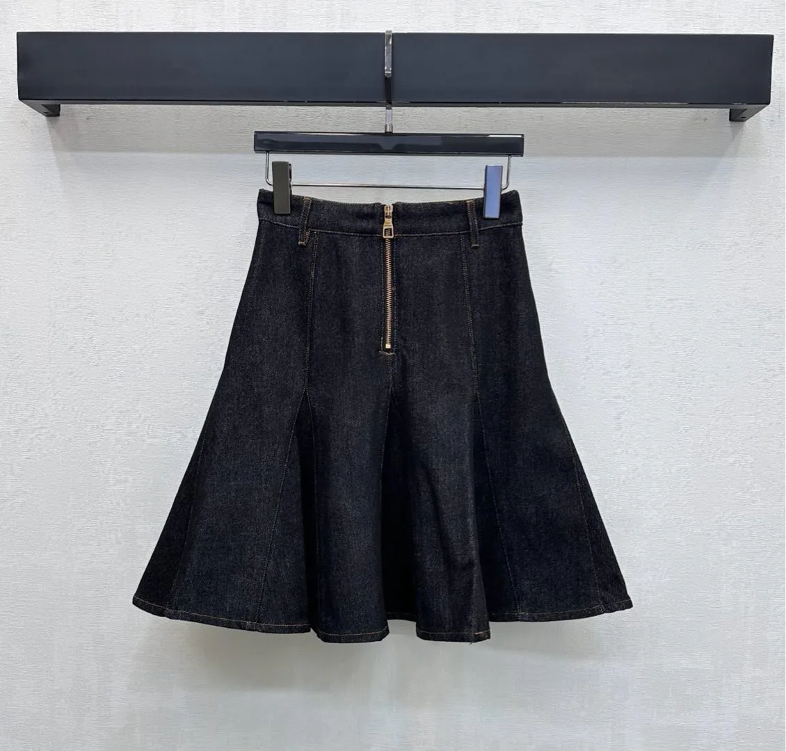 Юбки Женские Louis Vuitton 1391876