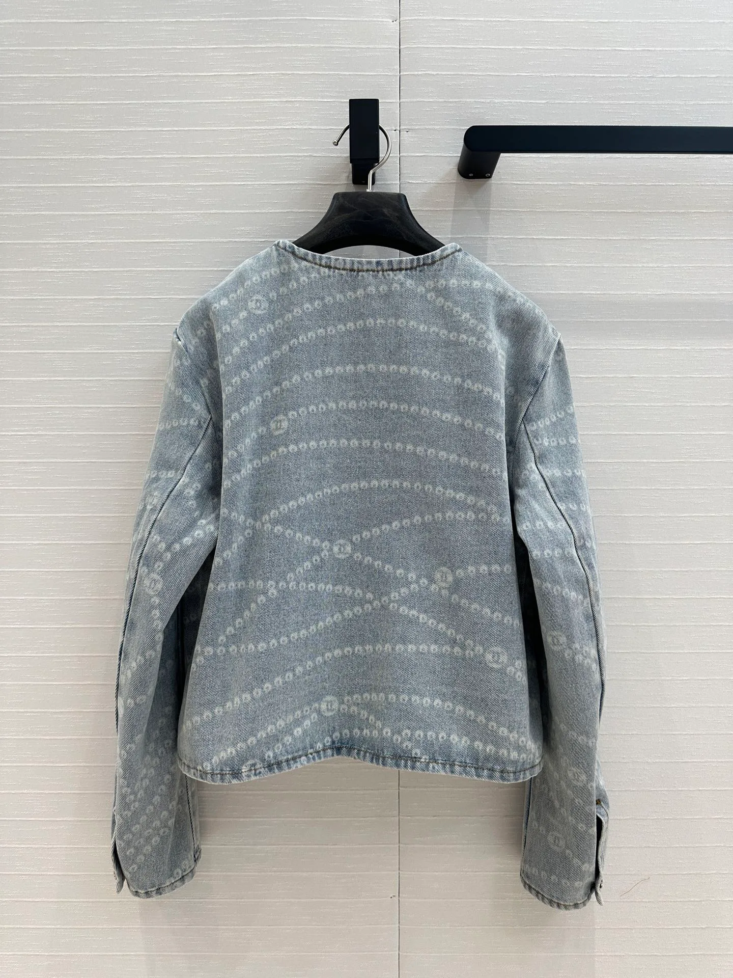 Куртки Женские Chanel Куртки Женские Chanel