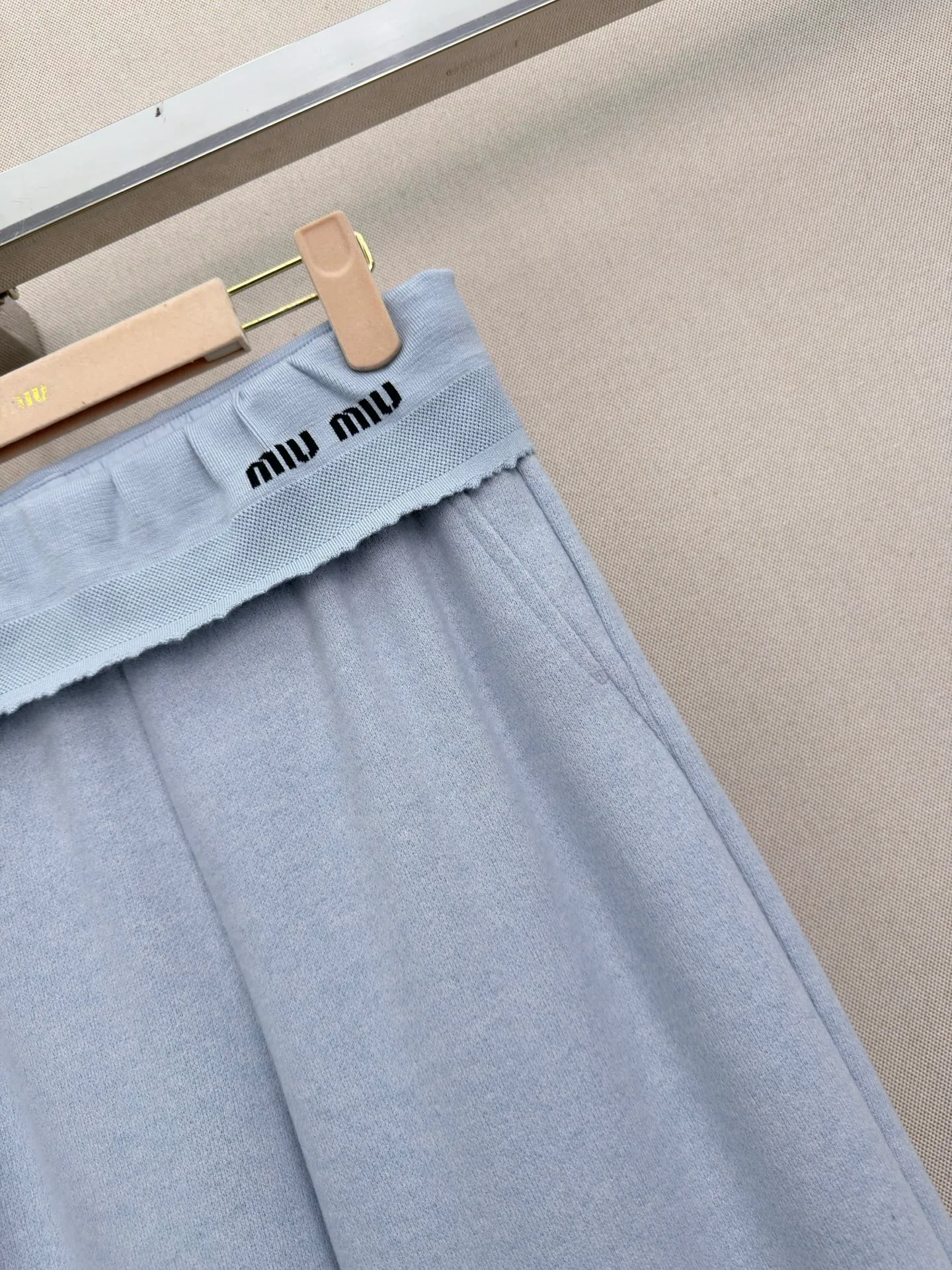 Брюки Женские Miu Miu 18711100