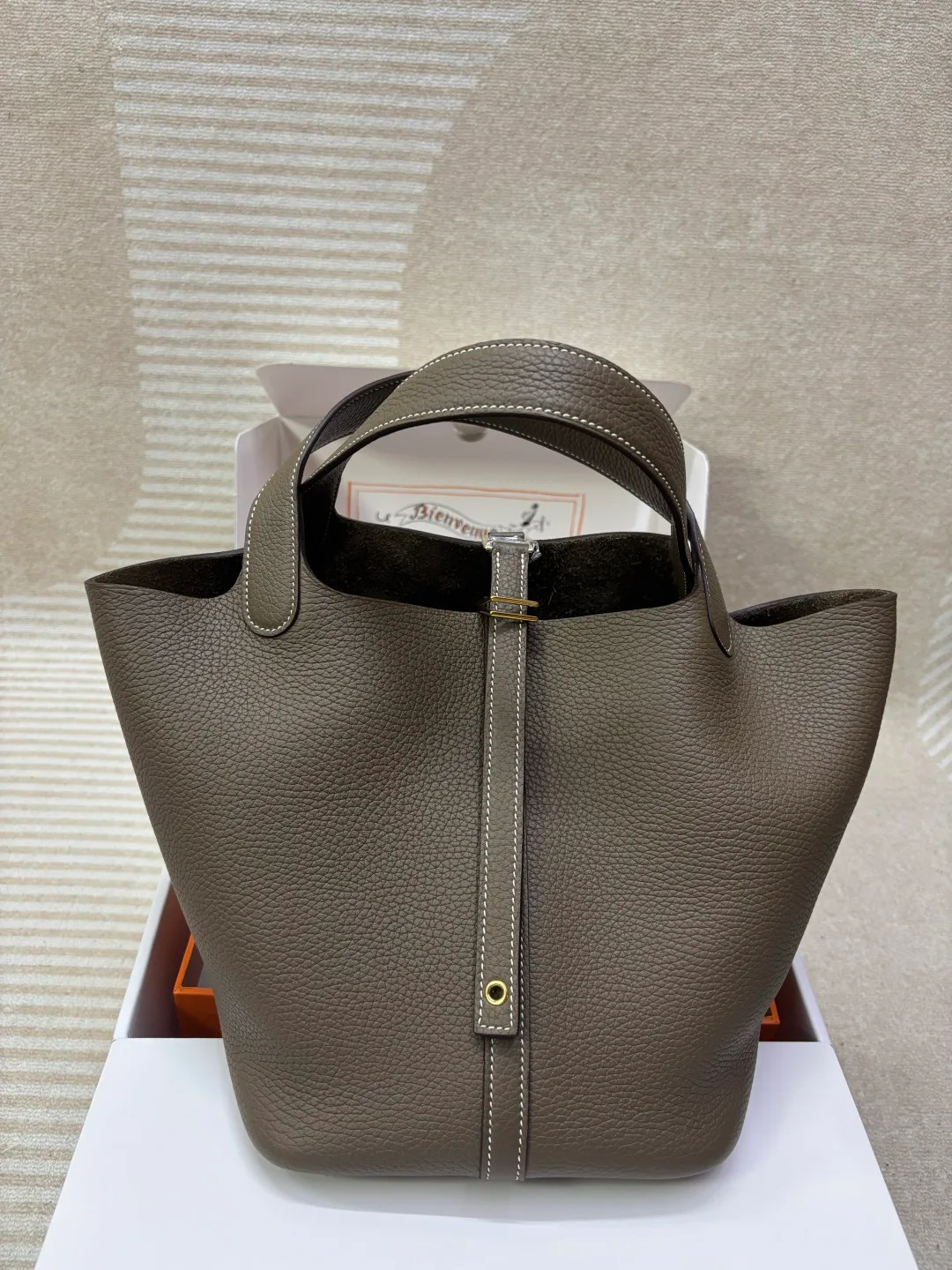 Классические Сумки Женские Hermes 18203134