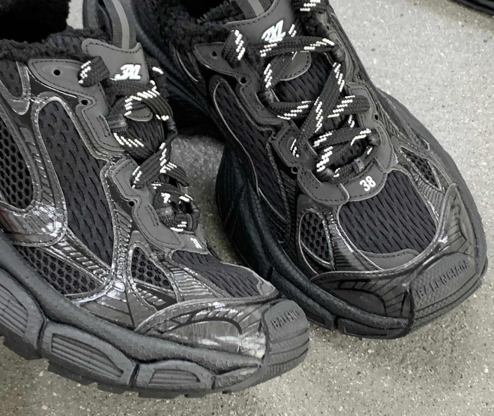 Кроссовки Женские Balenciaga 230339