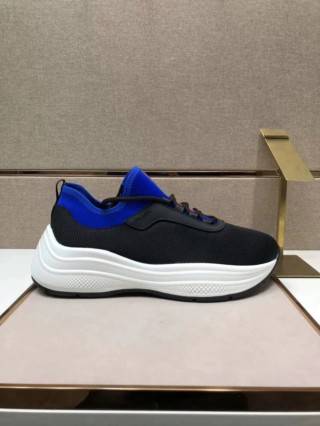 Кроссовки Мужские Prada 10844547