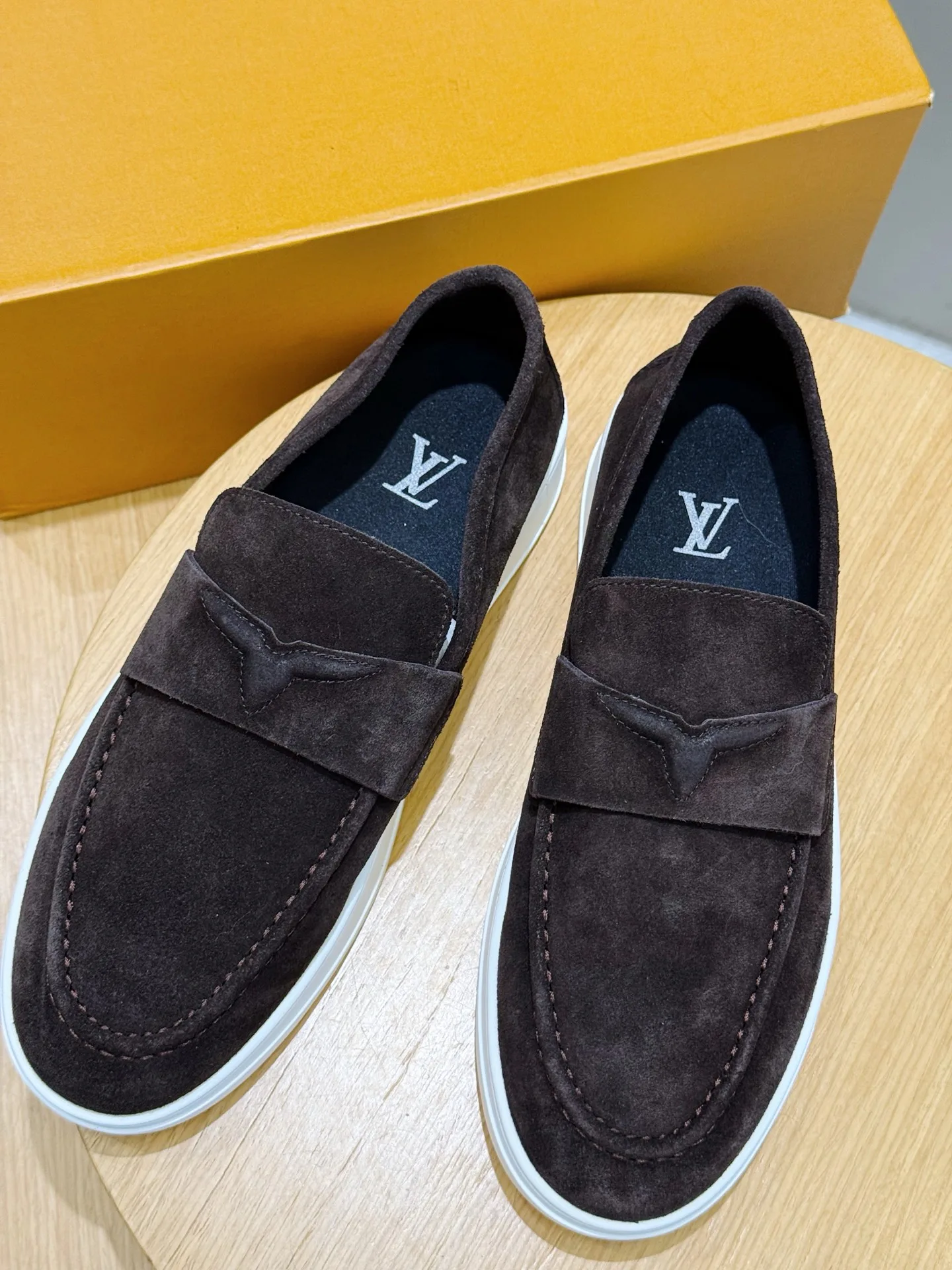 Лоферы И Туфли Мужские Louis Vuitton 18100912