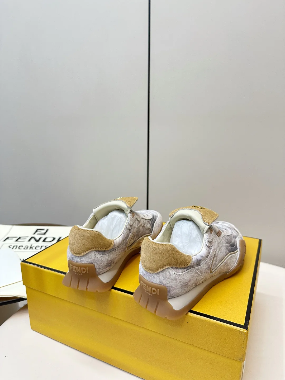 Кроссовки Мужские Fendi 489598