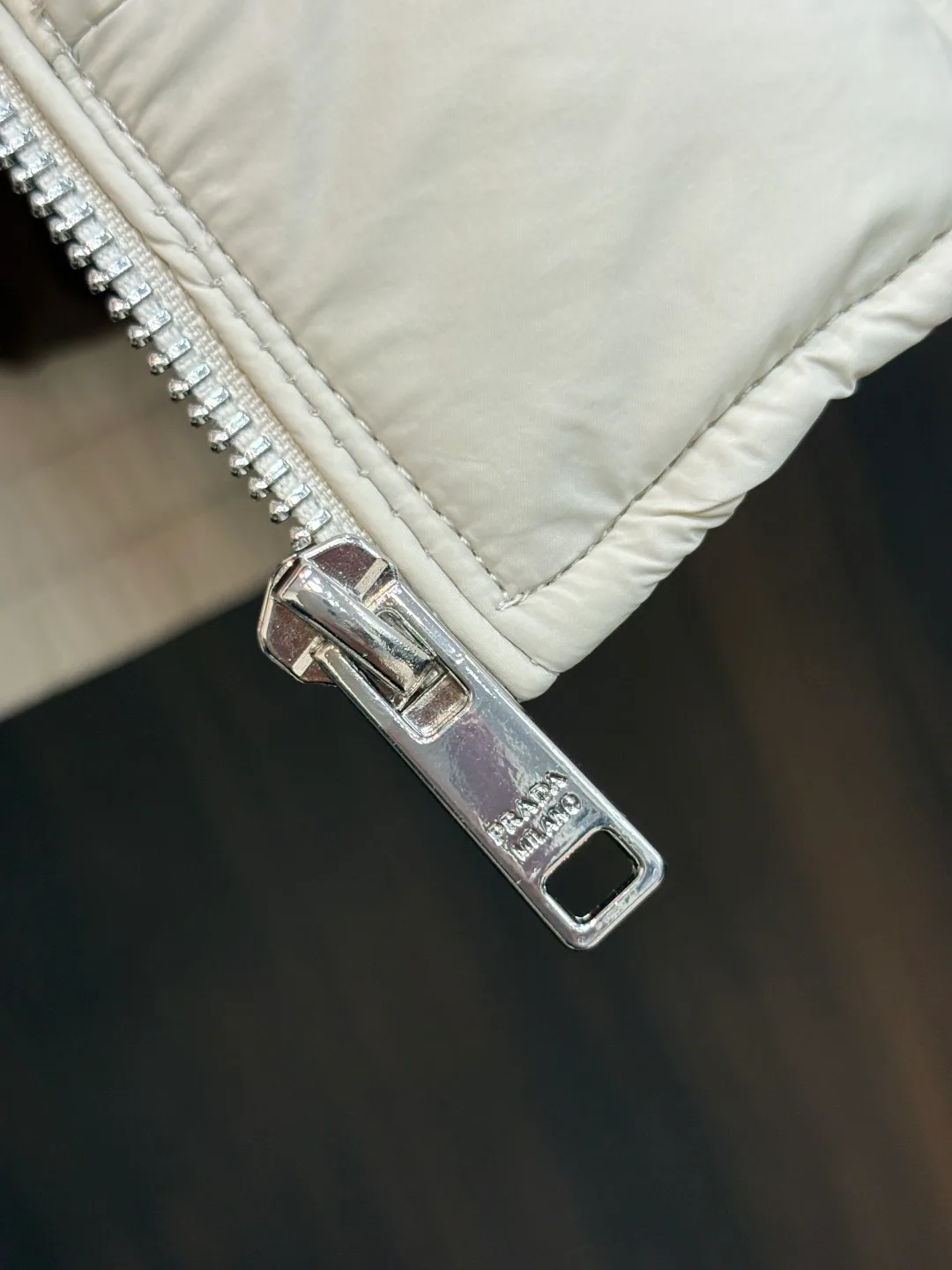 Куртки И Пуховики Мужские Prada 17925285