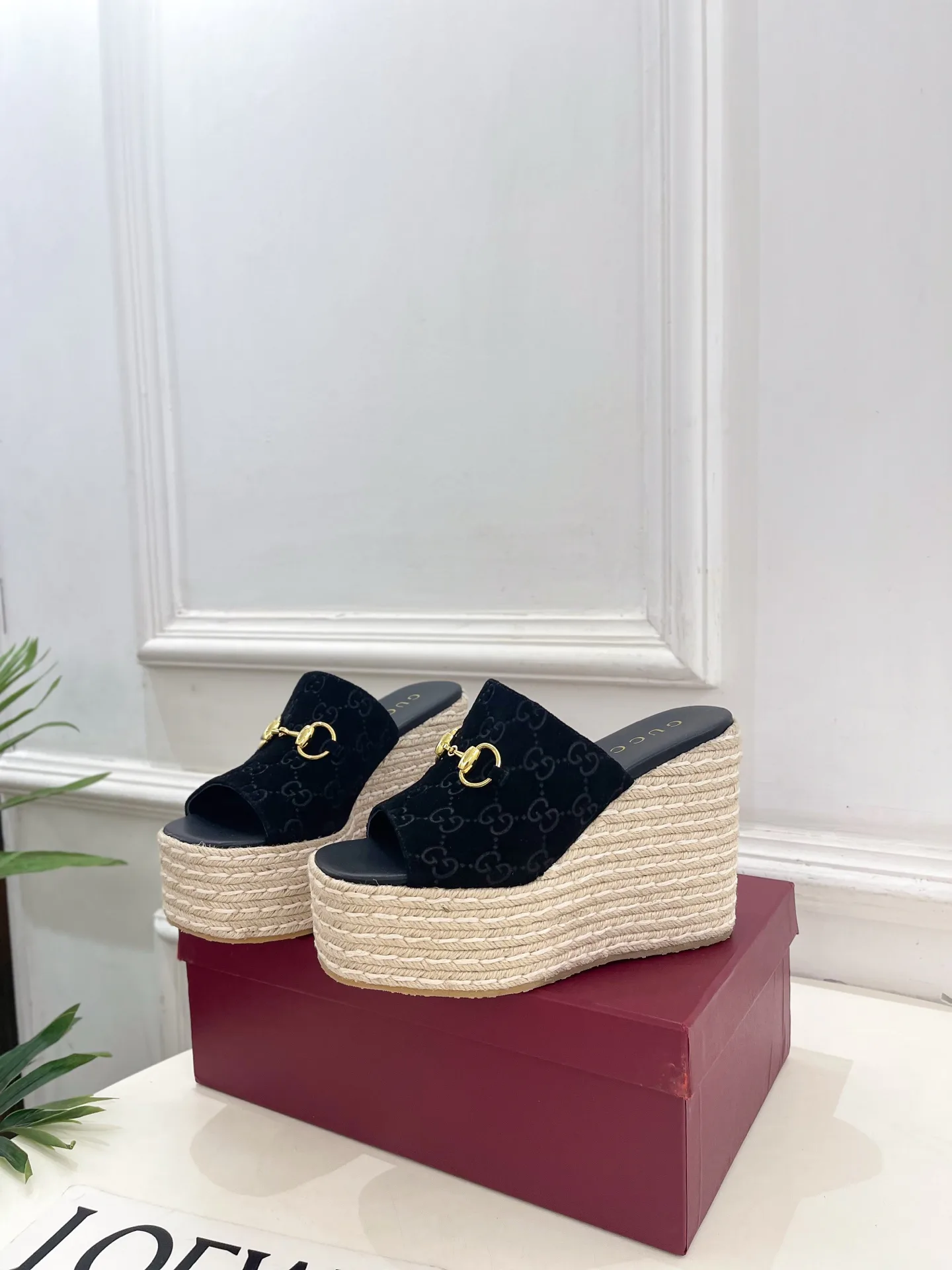 Сандалии Женские Gucci 13218191