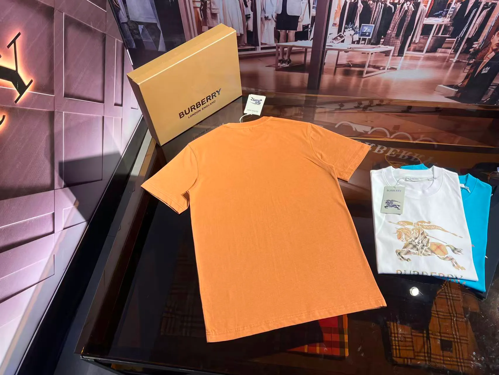 Футболки Женские Burberry 9867375