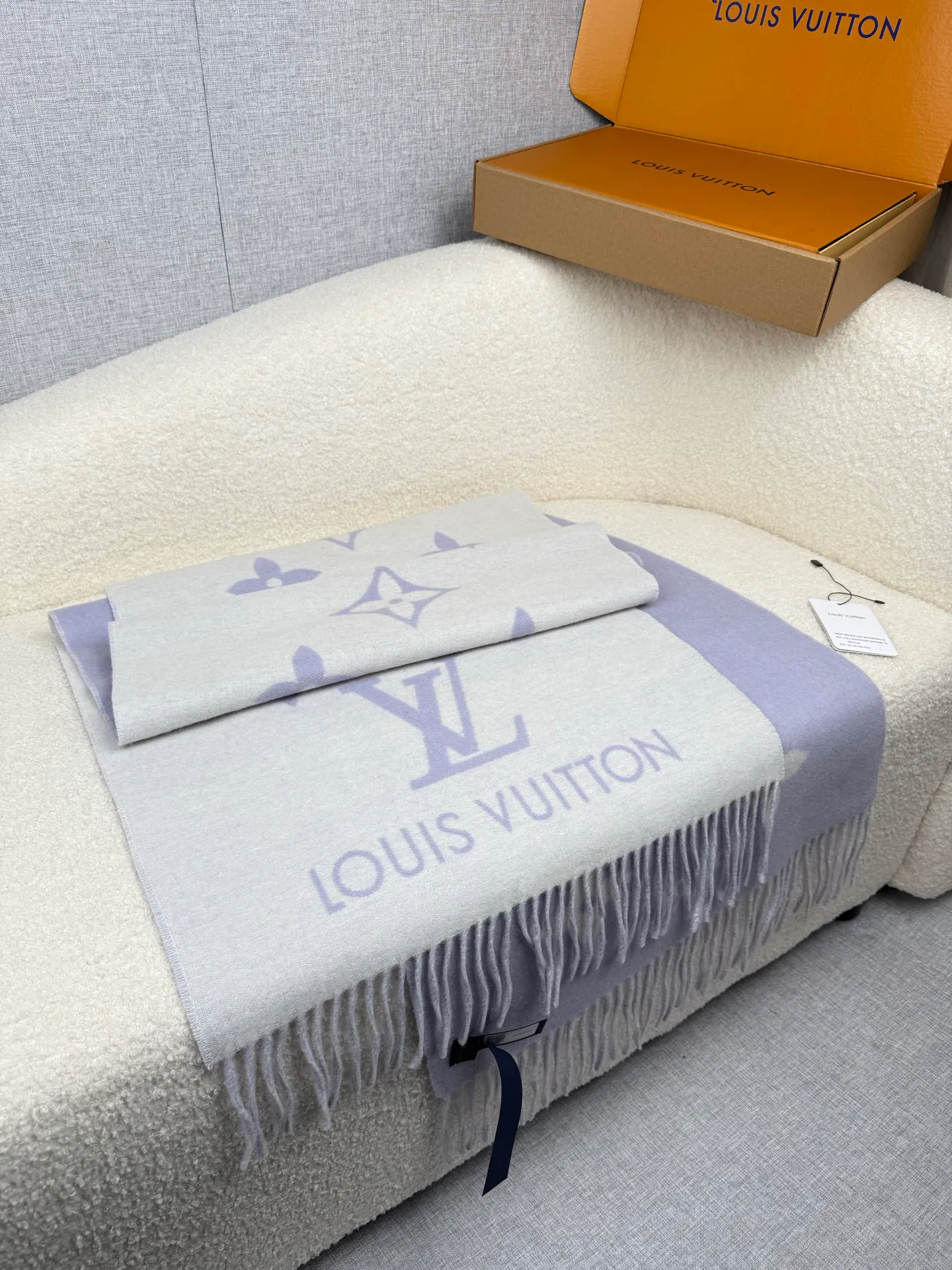 Шарфы Louis Vuitton 895113