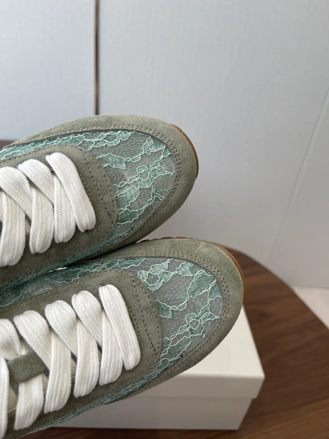 Кроссовки Женские Brunello Cucinelli 11843516