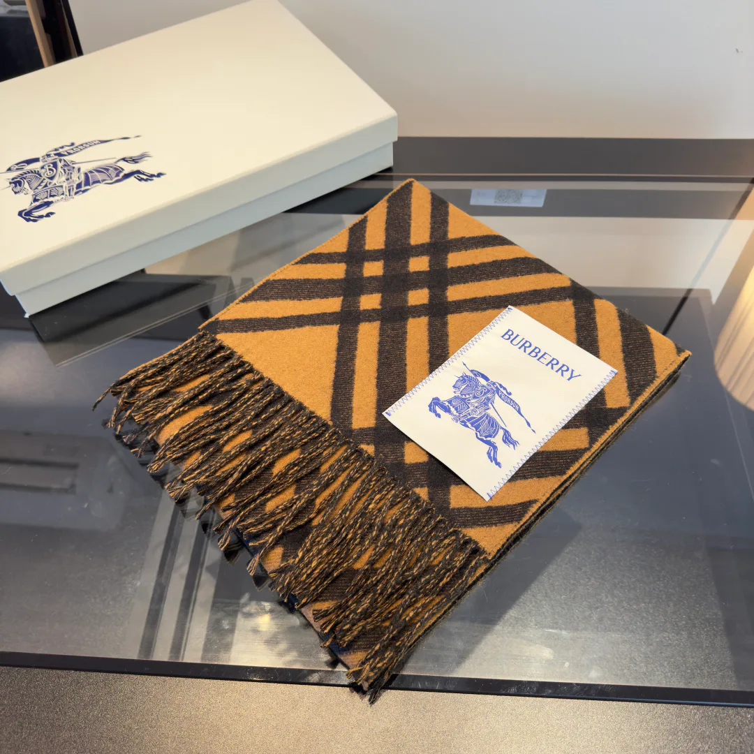 Шарфы Burberry 1303438