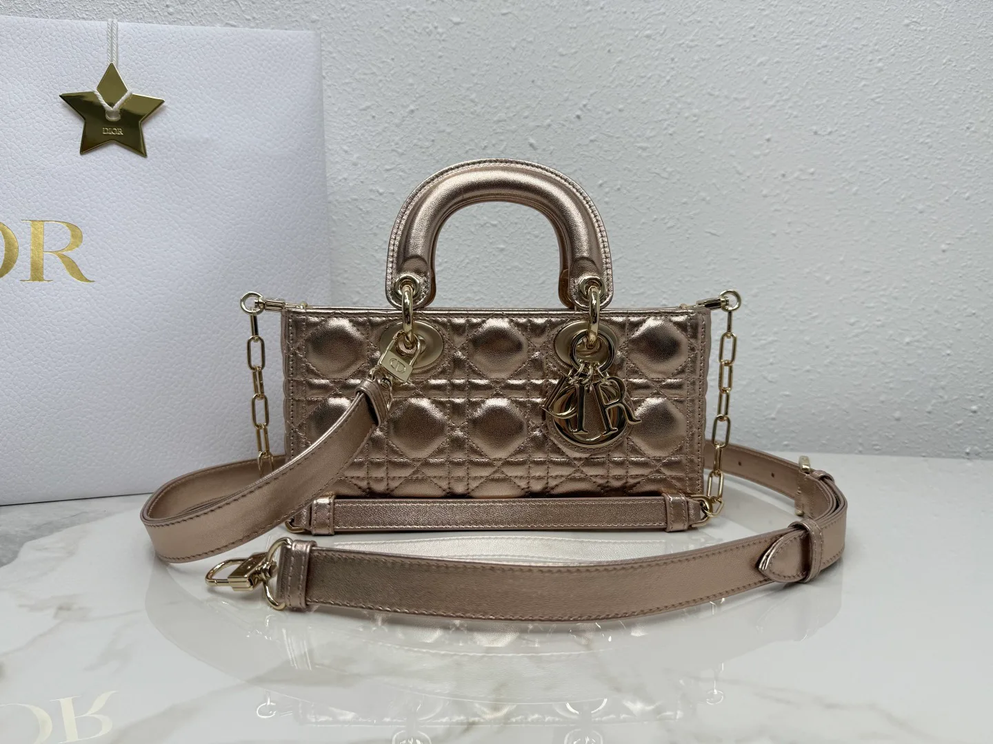 Классические Сумки Женские Christian Dior 18116363
