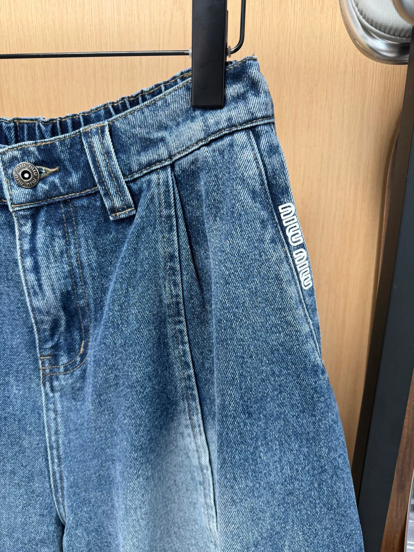 Шорты Женские Miu Miu 12592746