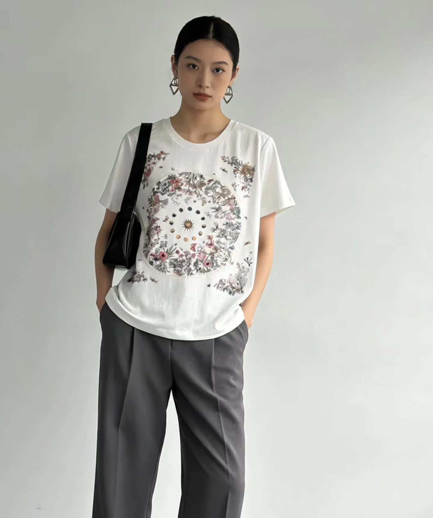 Футболки Женские Christian Dior 11385393