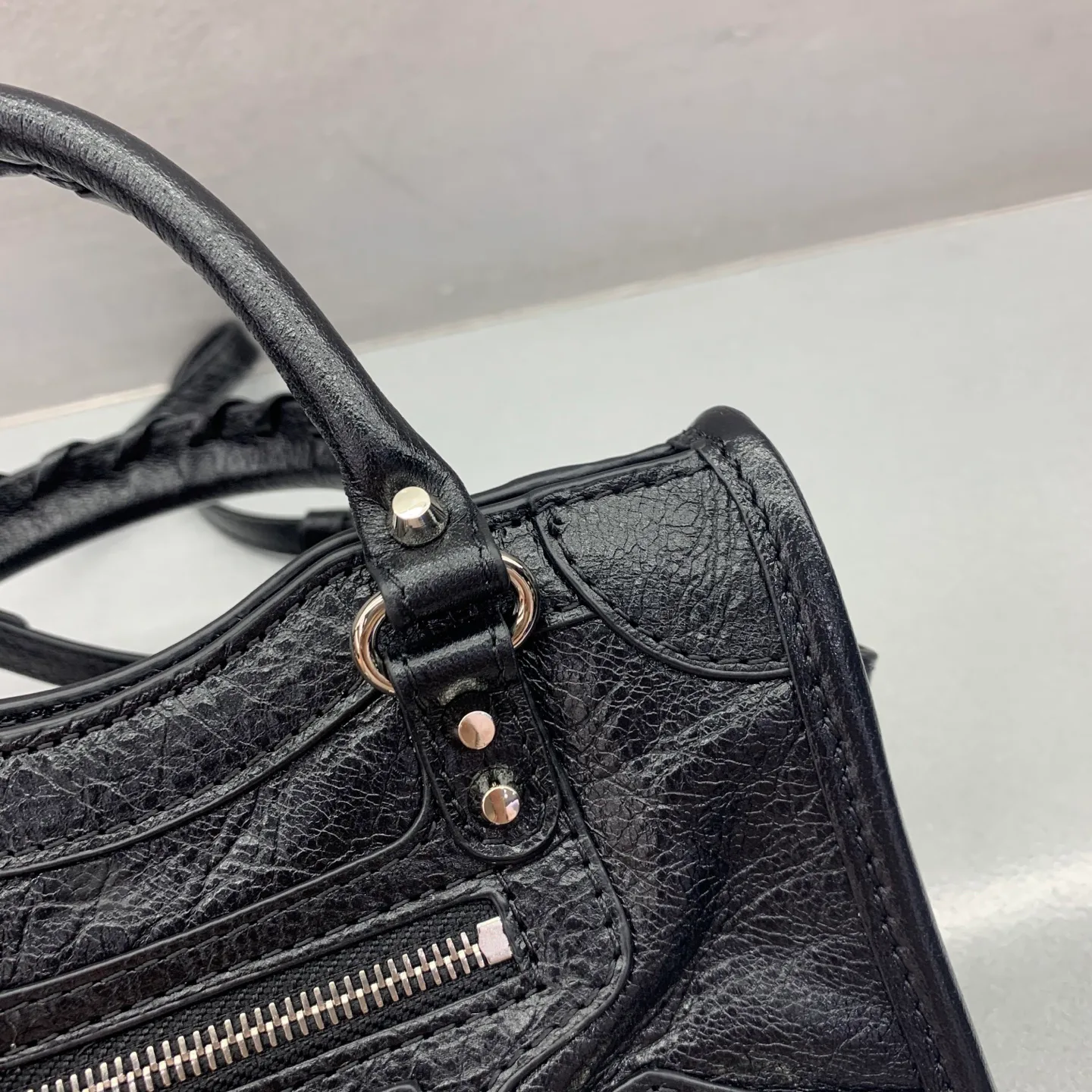 Классические Сумки Женские Balenciaga 18135832