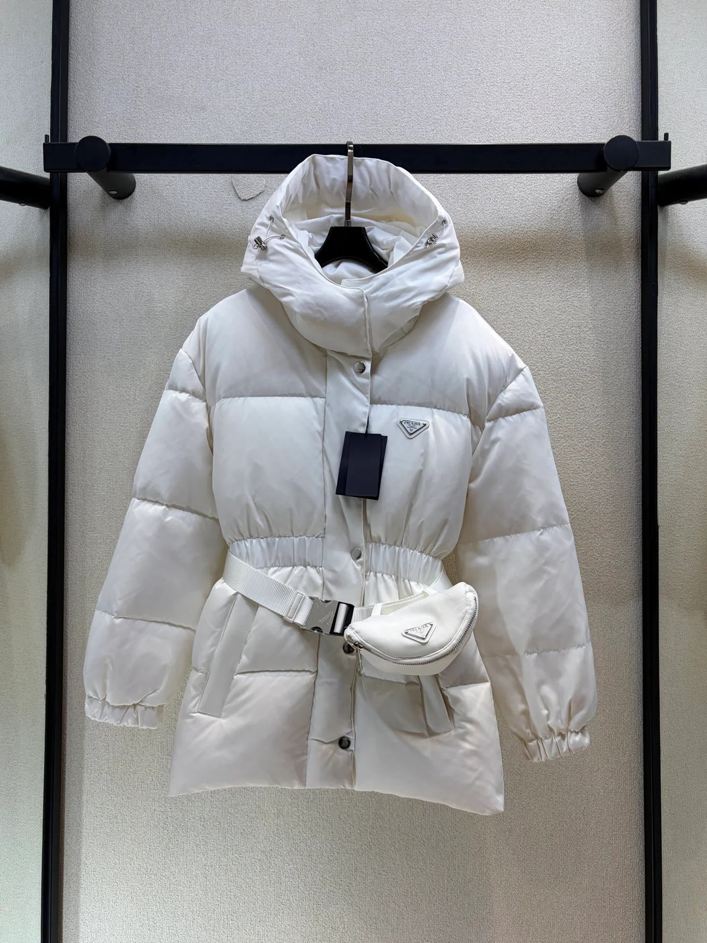 Куртки И Пуховики Женские Prada 18408051