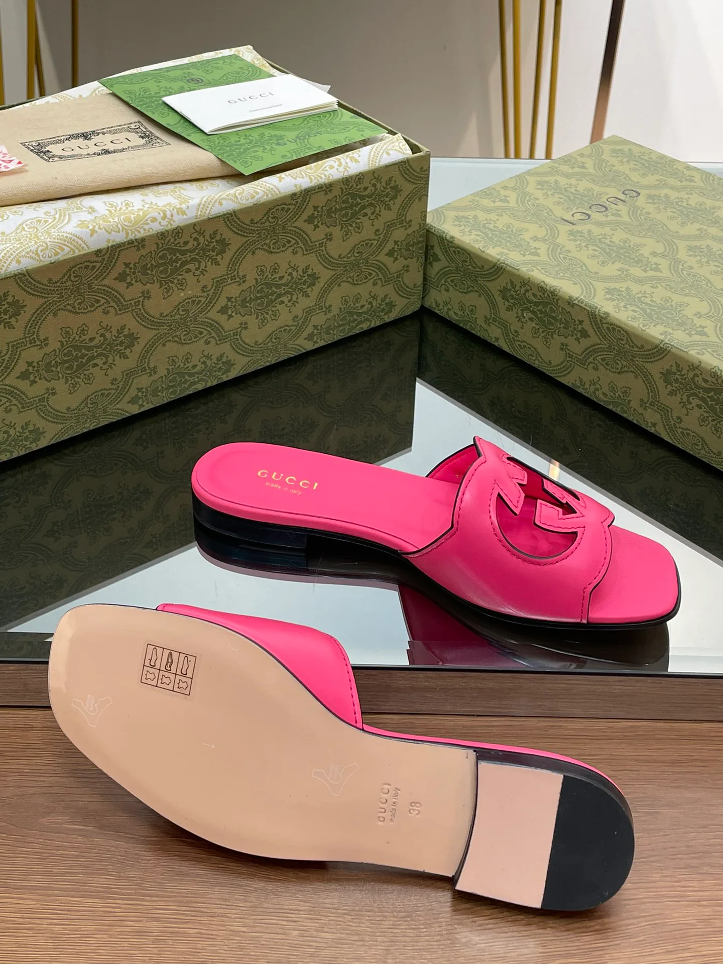 Шлепанцы Женские Gucci 11581