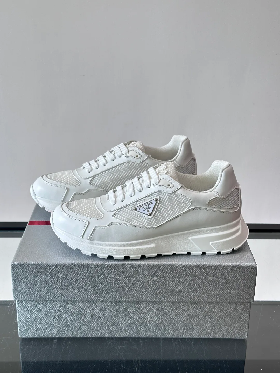 Кроссовки Мужские Prada 18872007