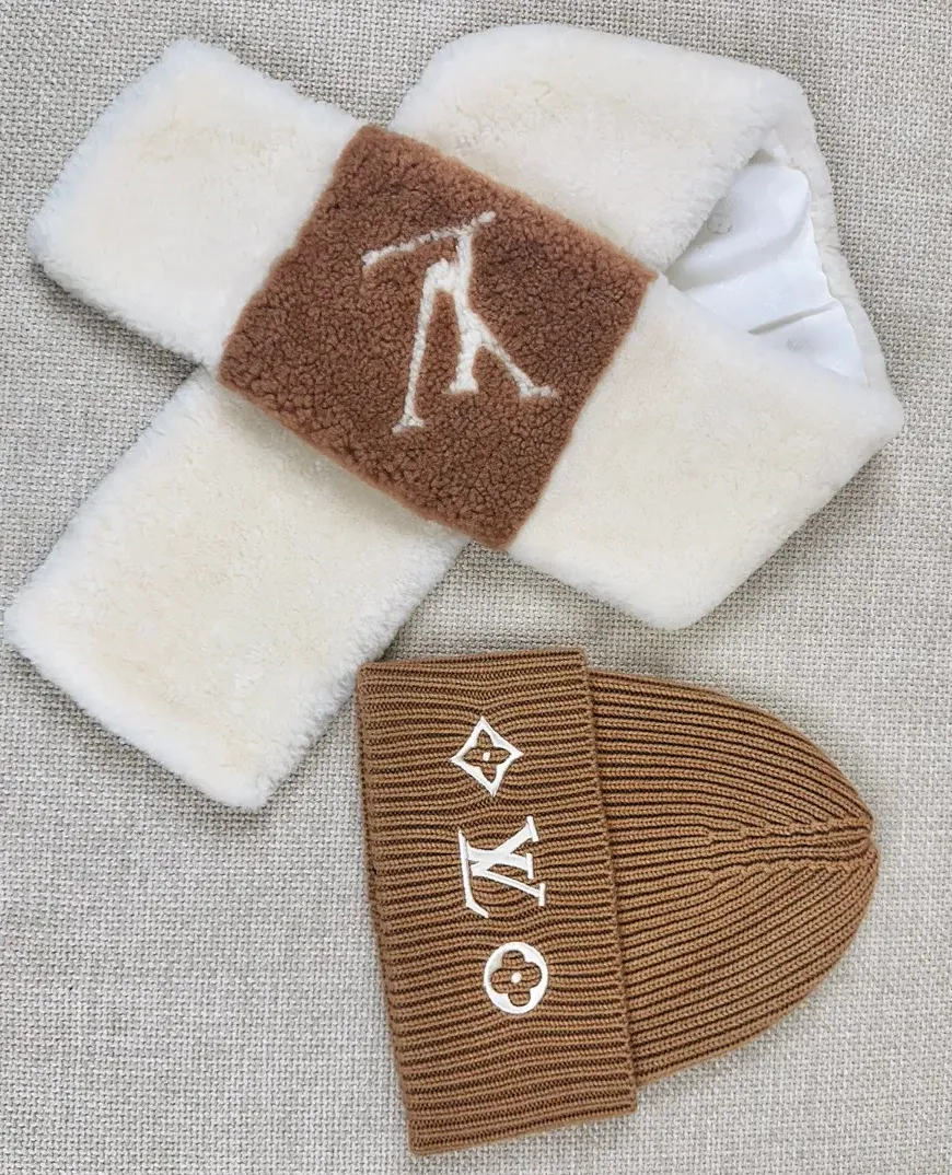 Шарфы Louis Vuitton 1383318