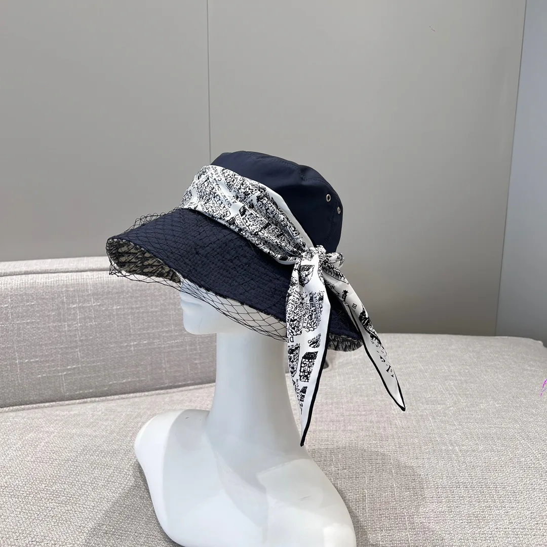 Платки Christian Dior 14271406