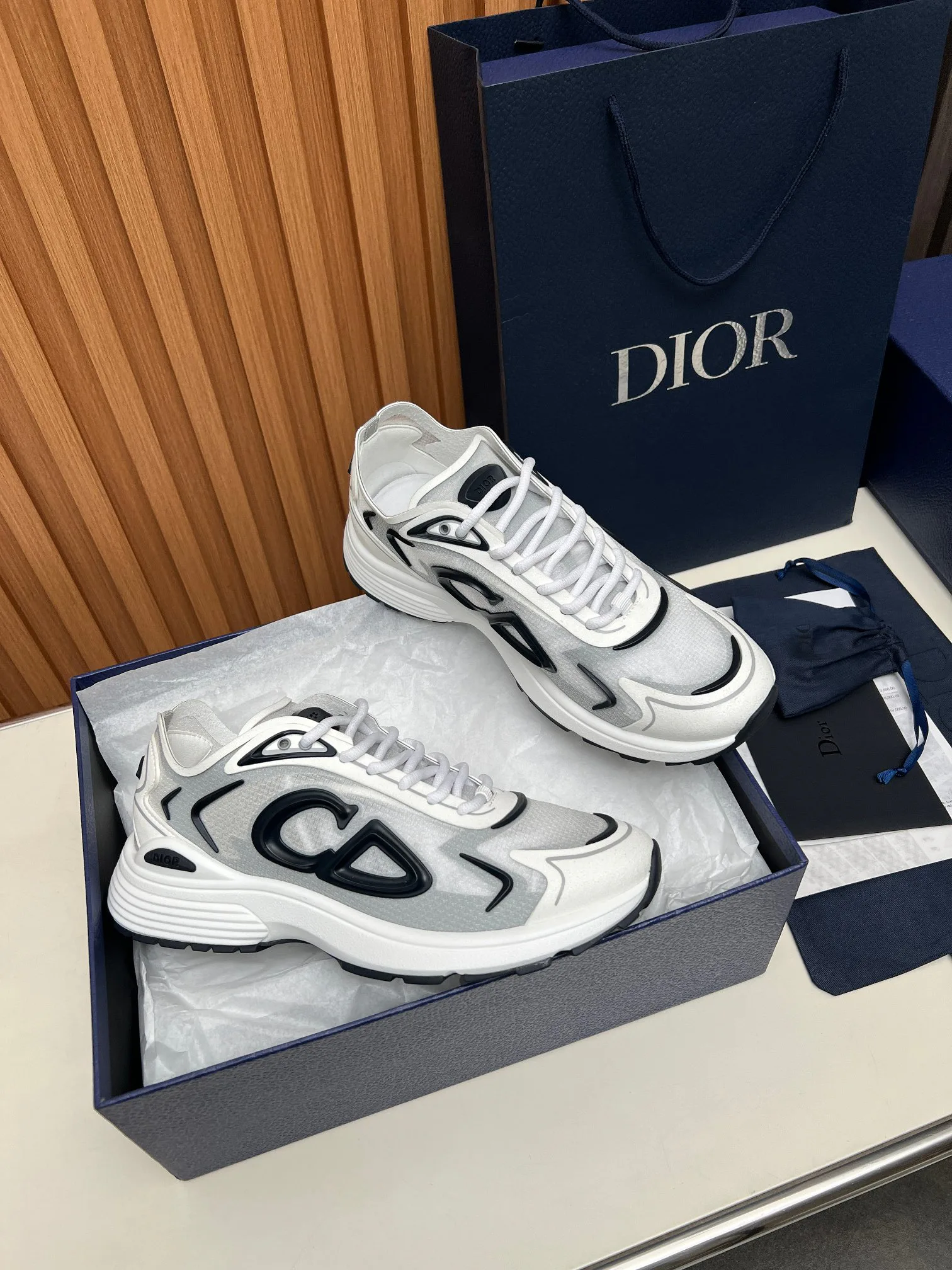 Кроссовки Женские Christian Dior 13406946