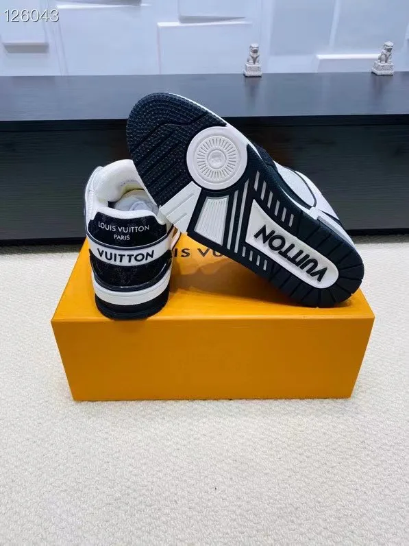 Кроссовки Женские Louis Vuitton 1894824