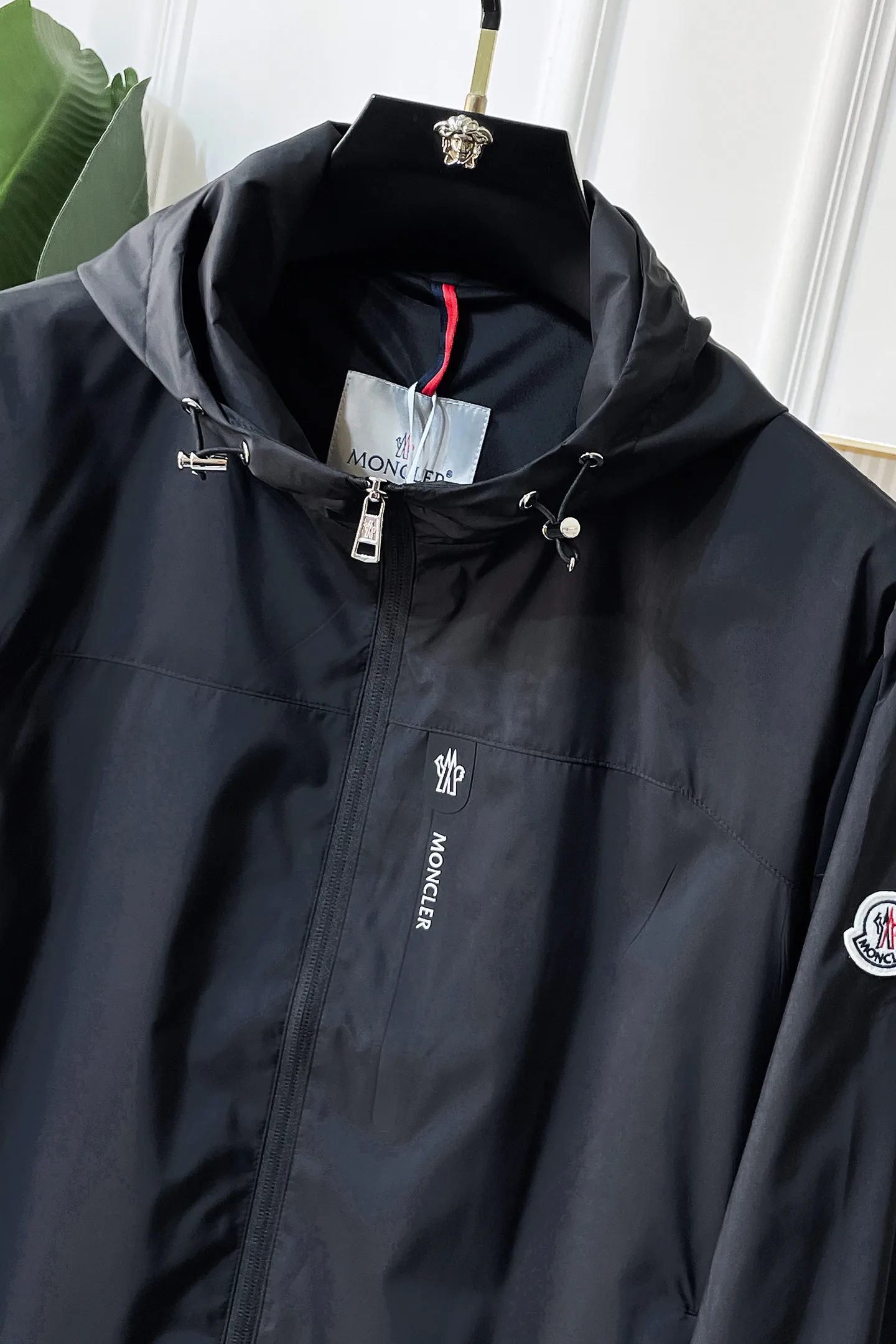 Куртки И Пуховики Мужские Moncler 11222585