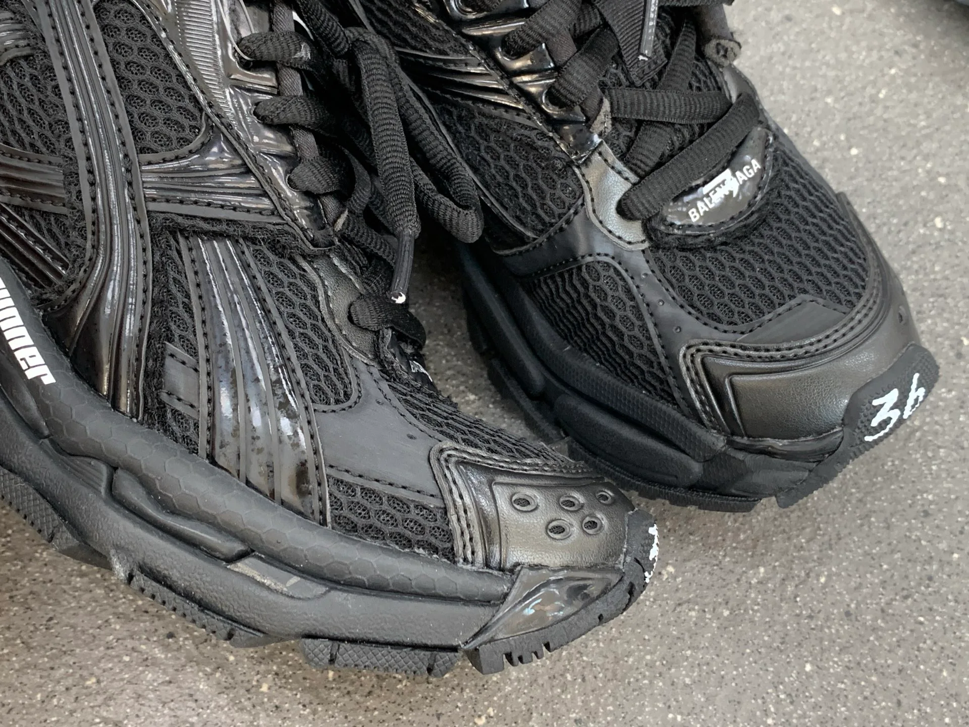 Кроссовки Женские Balenciaga 11568353