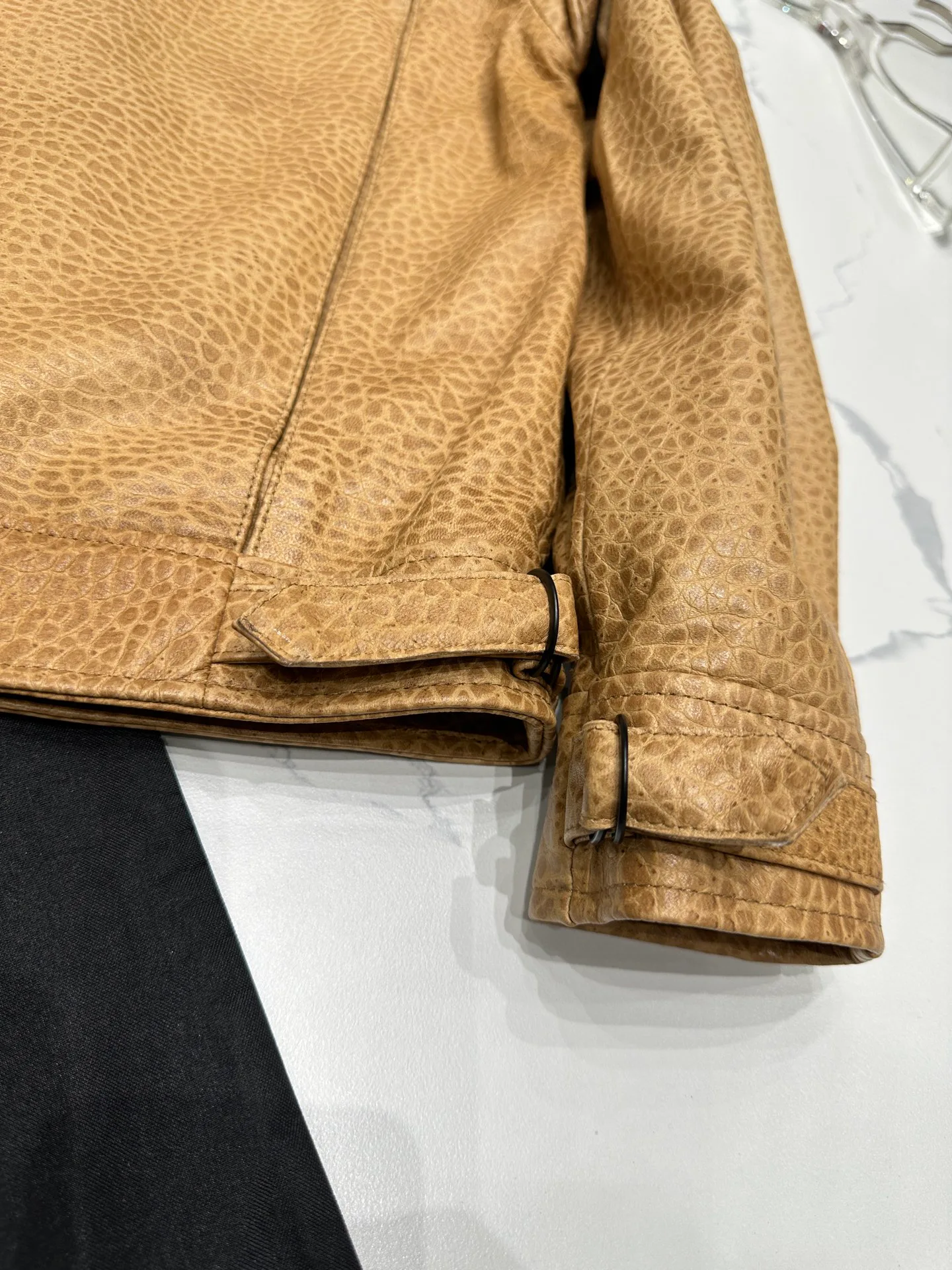 Кожаные Куртки И Дублёнки Женские Saint Laurent 11598149