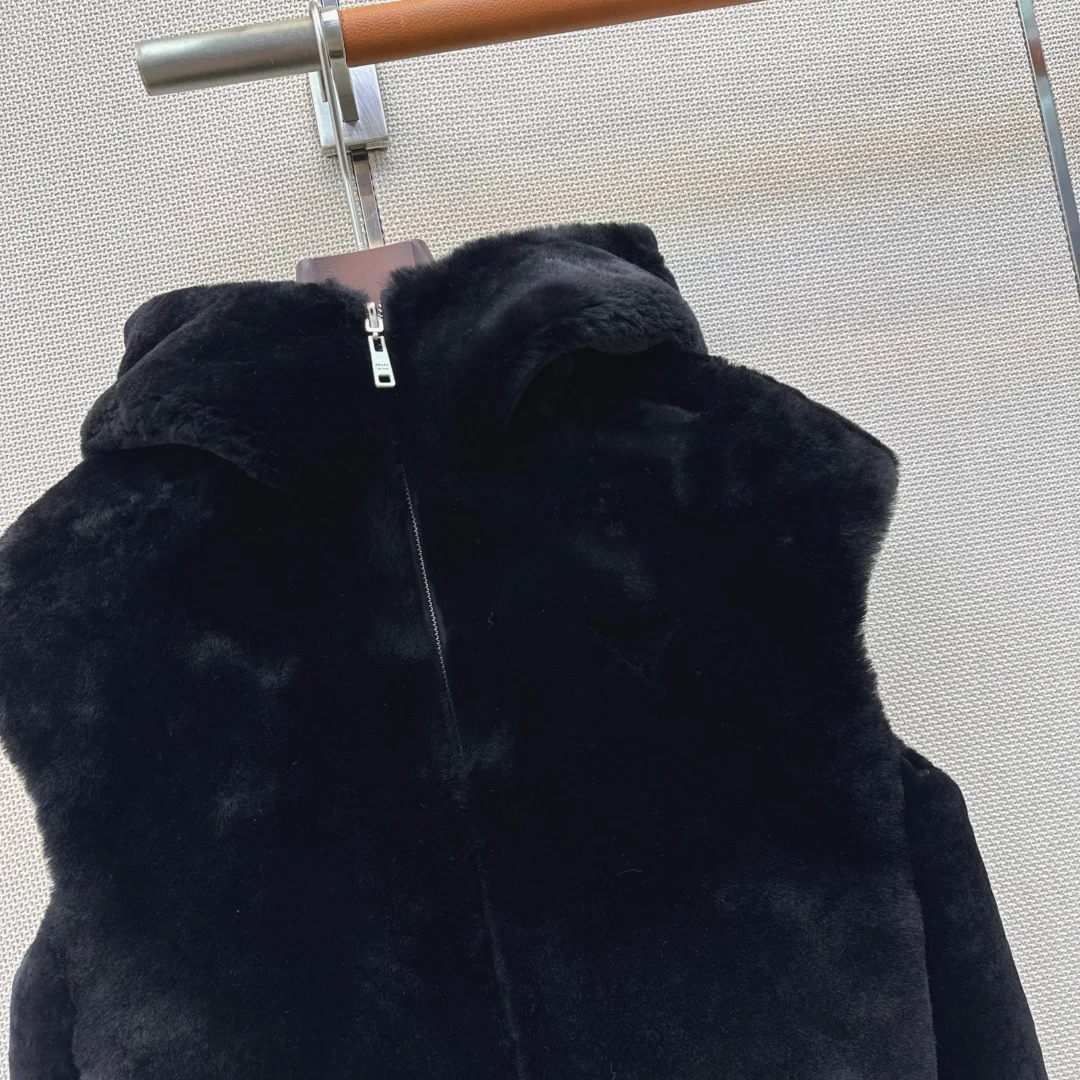 Жилеты Женские Prada 18398305