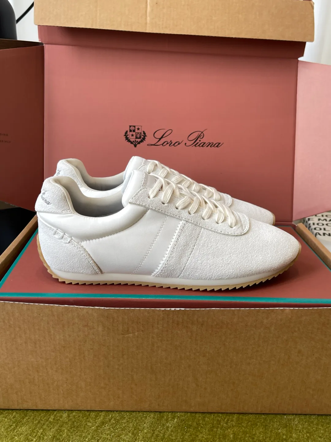 Кроссовки Женские Loro Piana 17424584