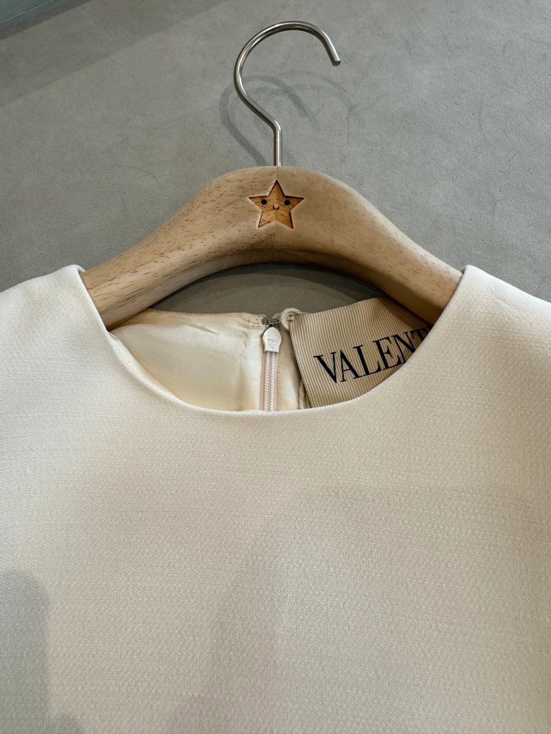 Платья Женские Valentino 12938749