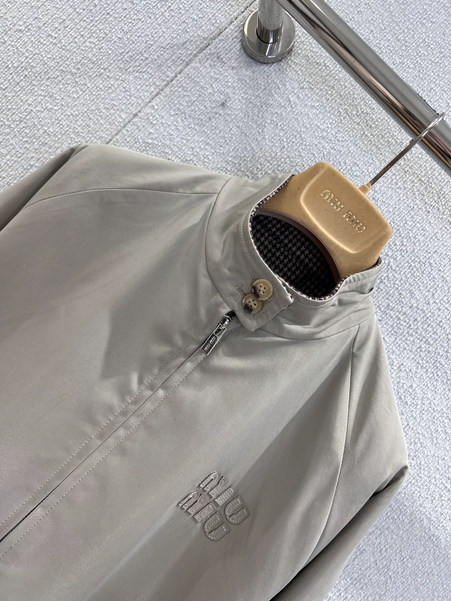 Куртки И Пуховики Женские Miu Miu 503241