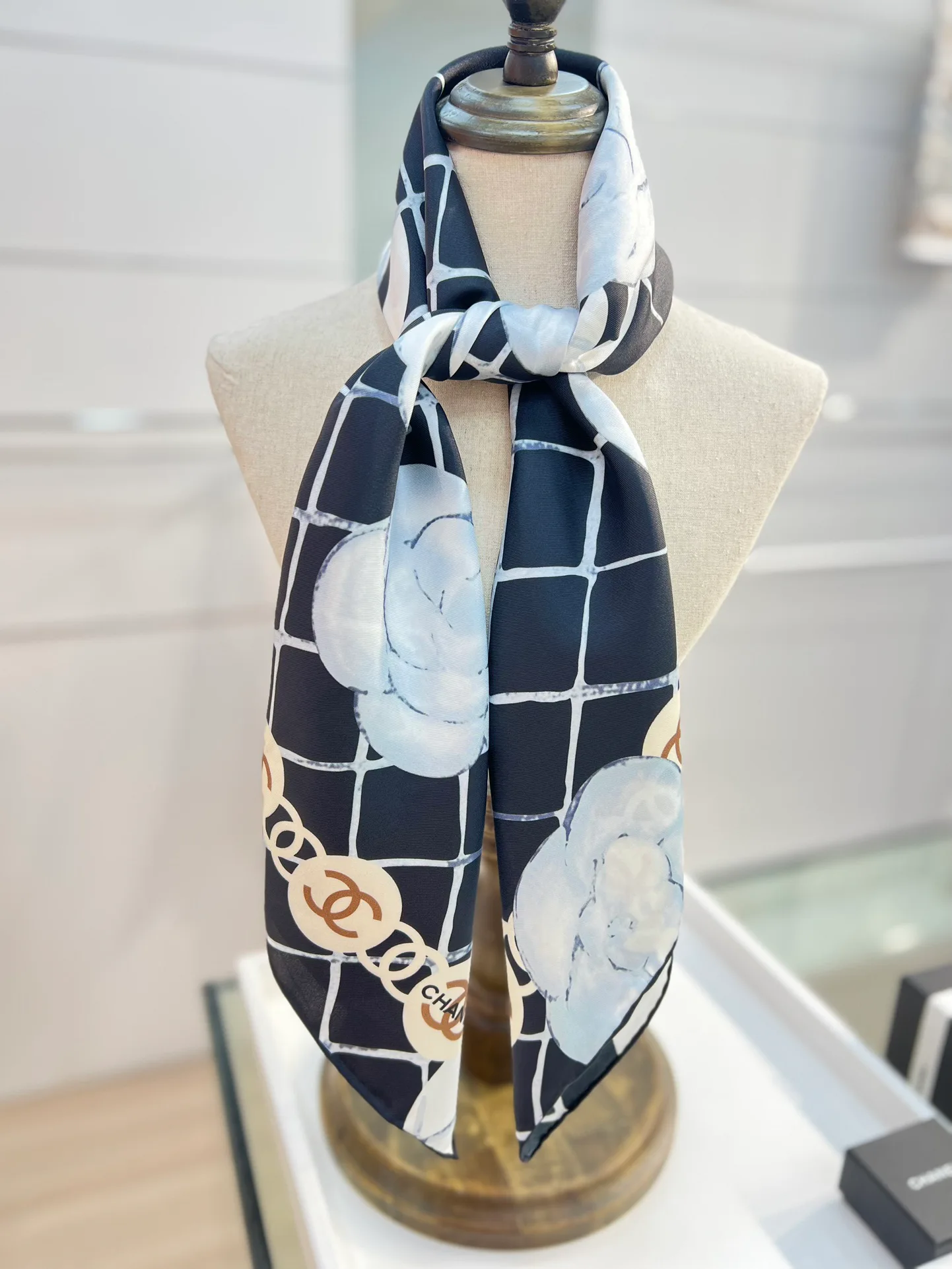 Шарфы Chanel 16245