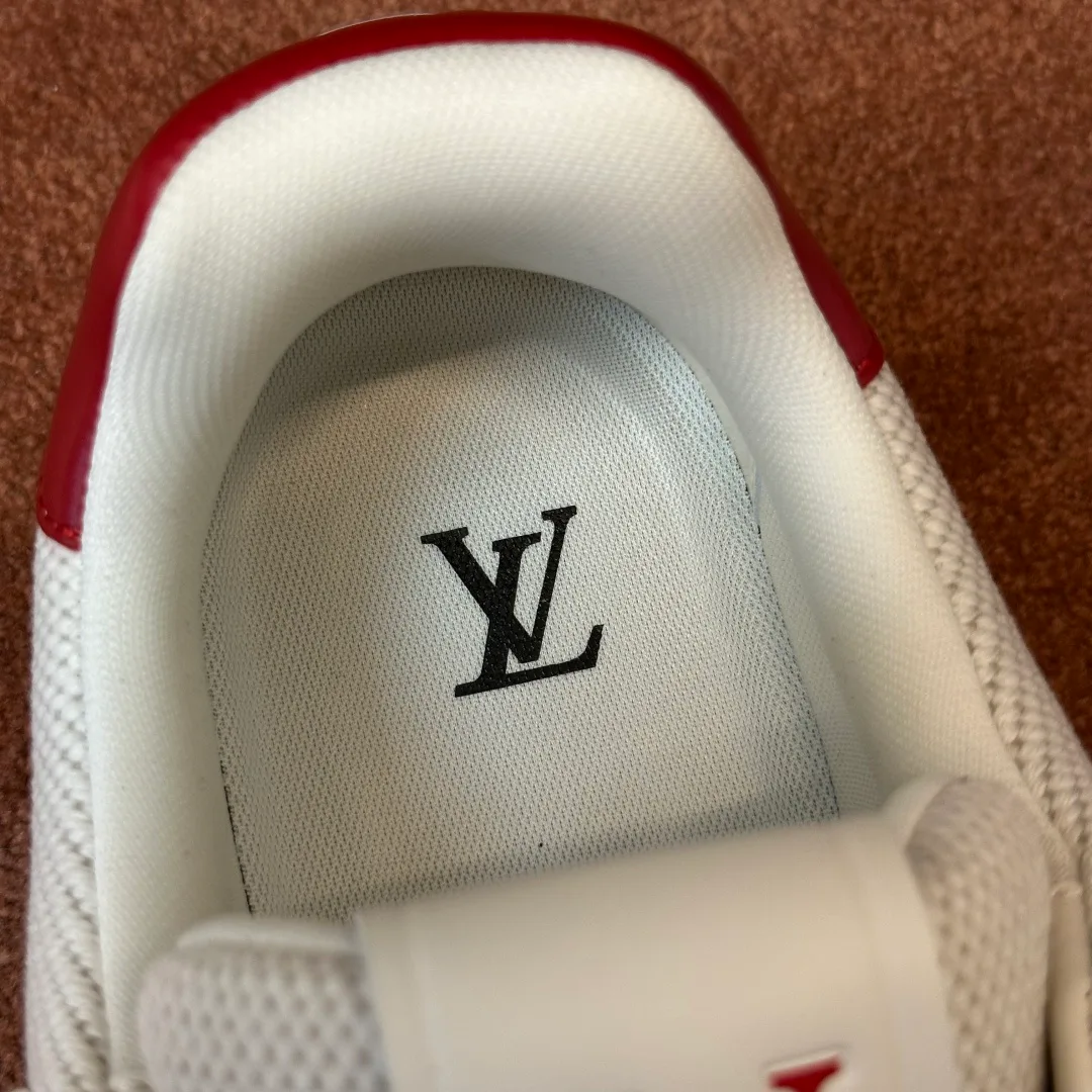 Кроссовки Мужские Louis Vuitton 18039895