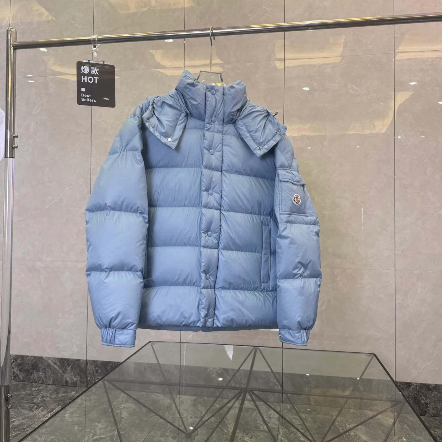 Куртки И Пуховики Женские Moncler 17949528