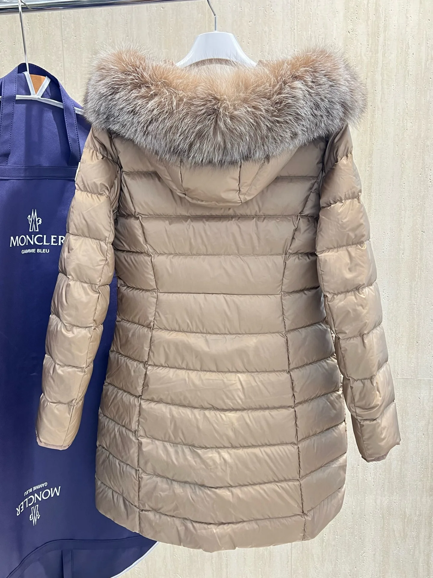 Куртки И Пуховики Женские Moncler 18723420