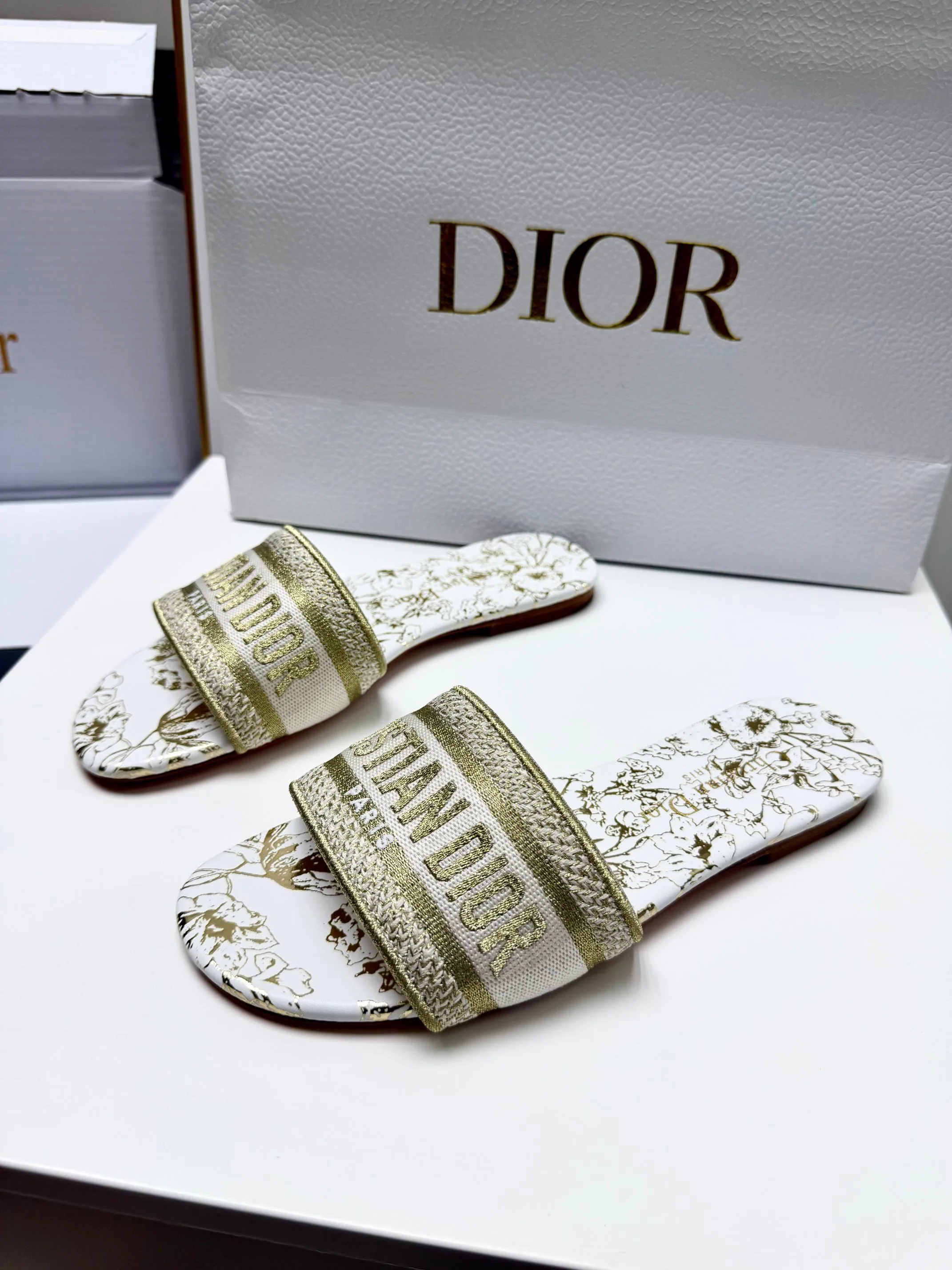 Тапочки Женские Christian Dior 12879955
