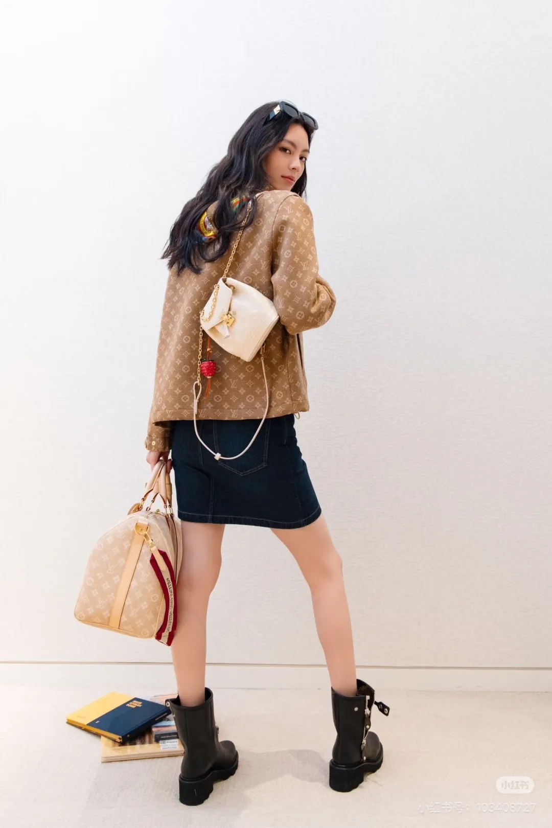 Куртки И Пуховики Женские Louis Vuitton 252864