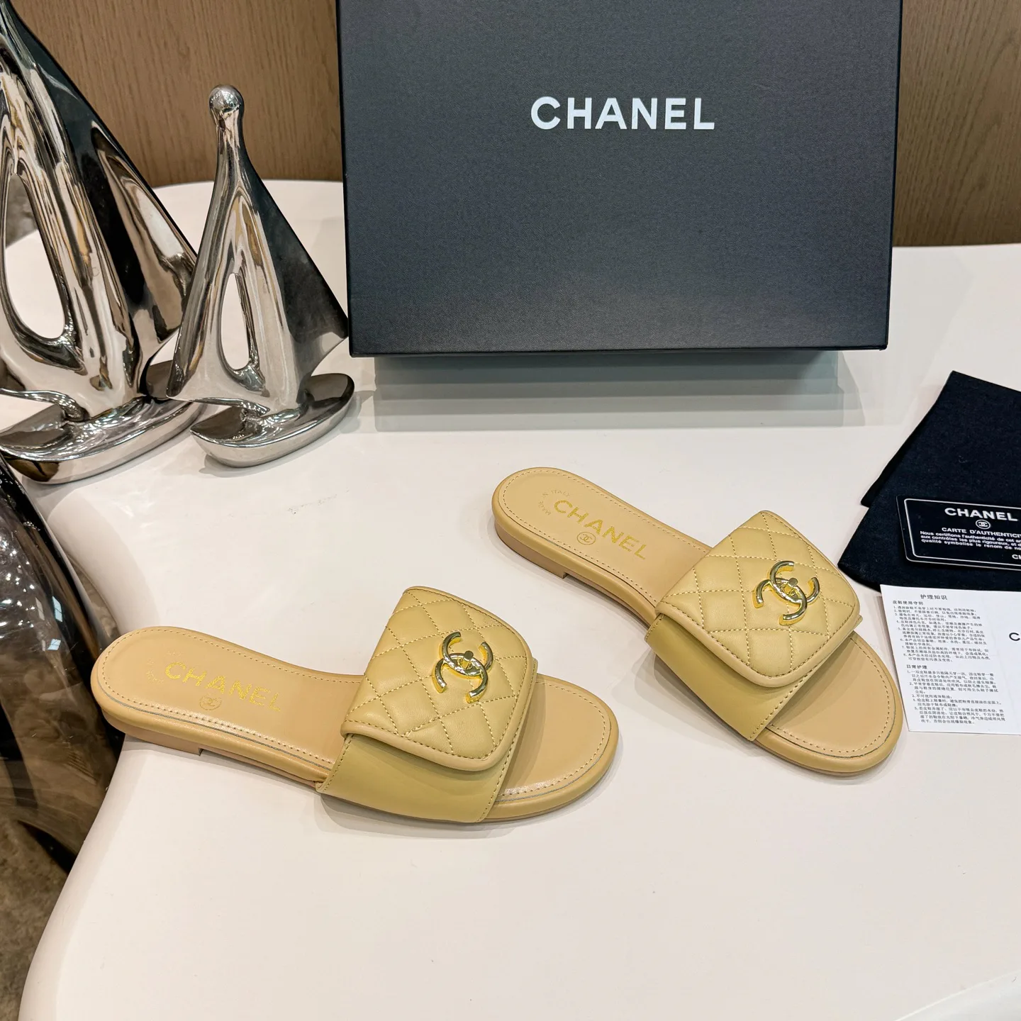 Шлепанцы Женские Chanel 17355
