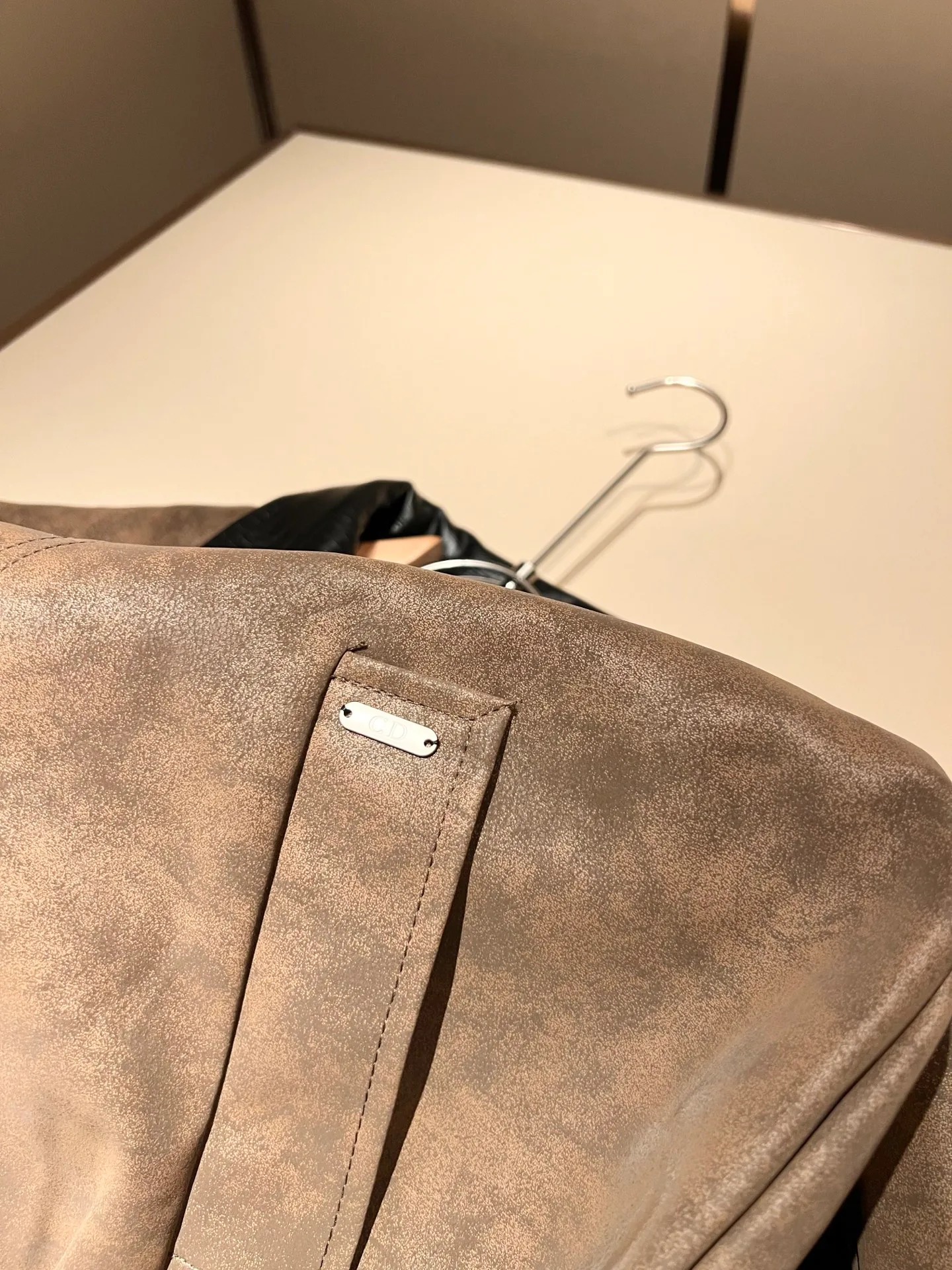 Кожаные Куртки И Дублёнки Мужские Christian Dior 1012328