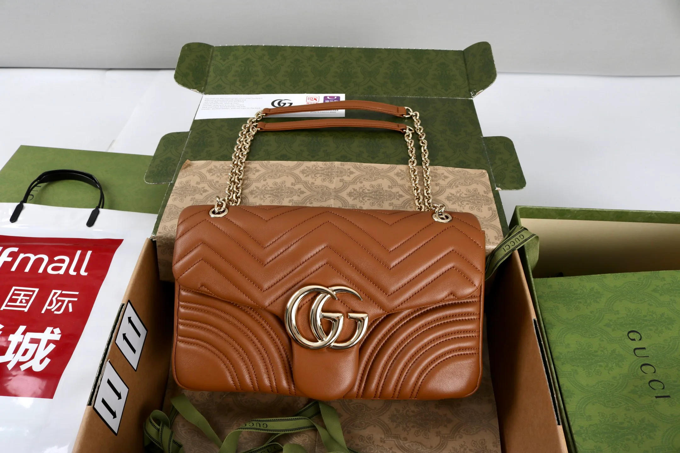 Классические Сумки Женские Gucci 18223244