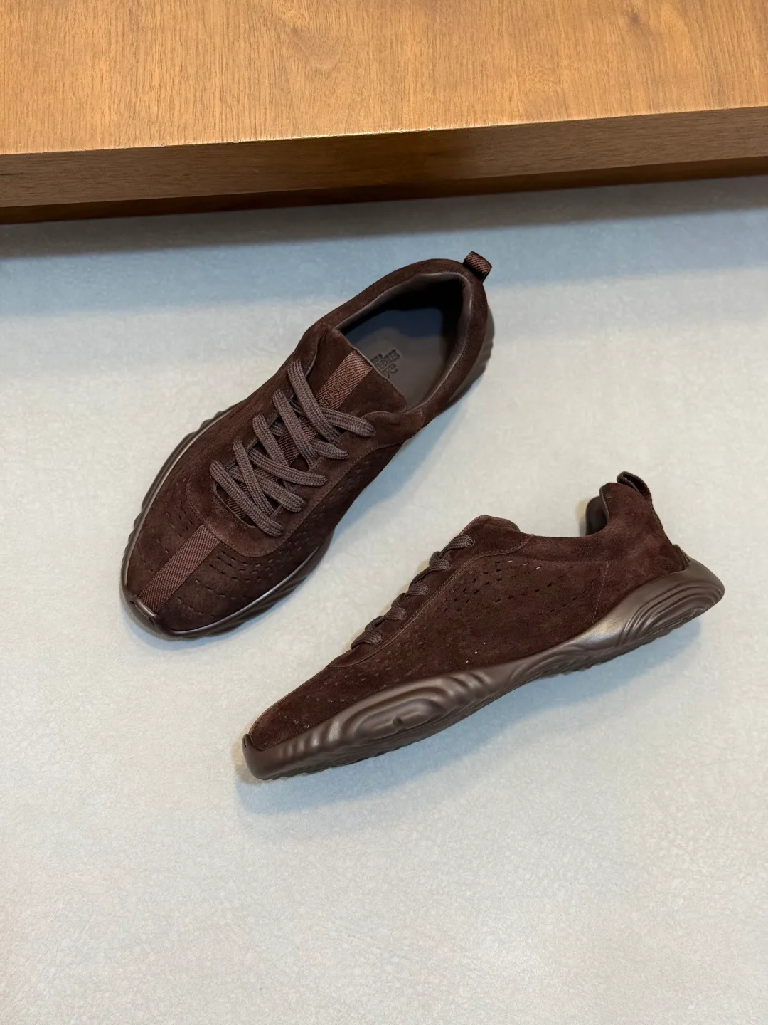 Кроссовки Мужские Hermes 18118874
