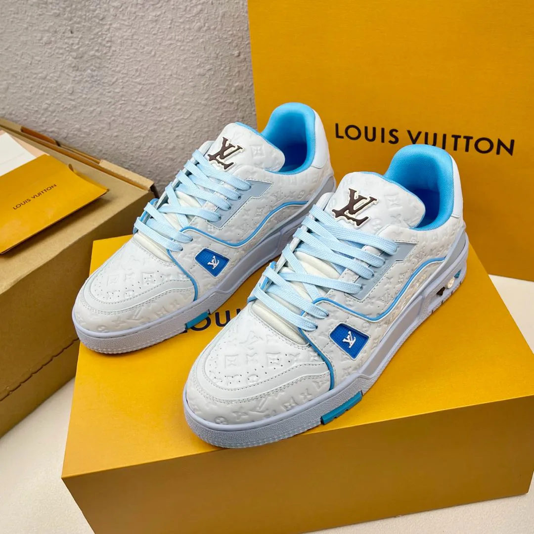 Кроссовки Женские Louis Vuitton 2679372