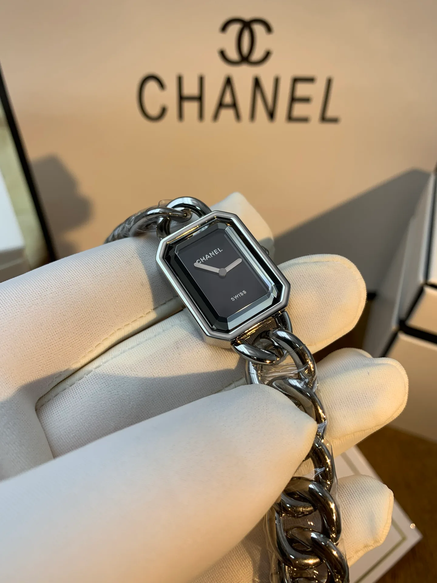 Часы Женские Chanel 11637397