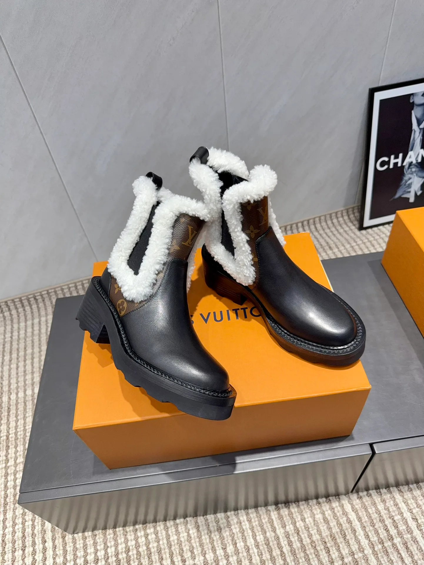 Ботинки Женские Louis Vuitton 244135