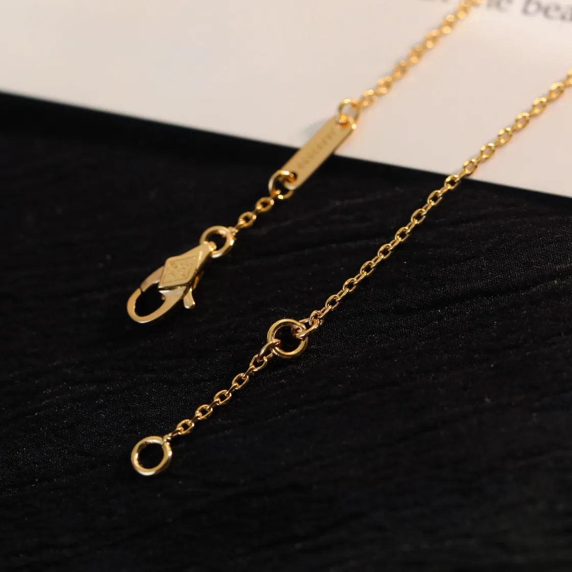 Бижутерия Van Cleef & Arpels 151457