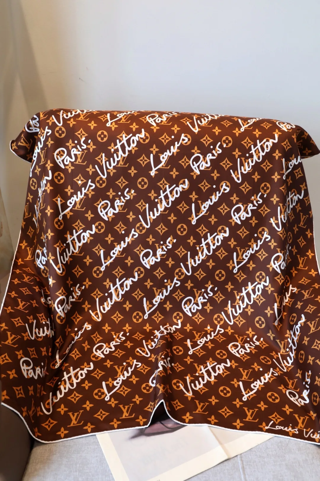 Платки Louis Vuitton 11815903