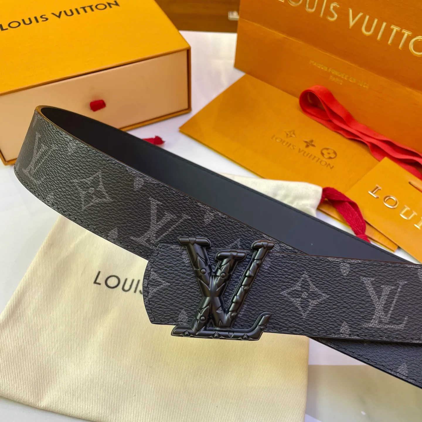 Ремни Louis Vuitton 11406573