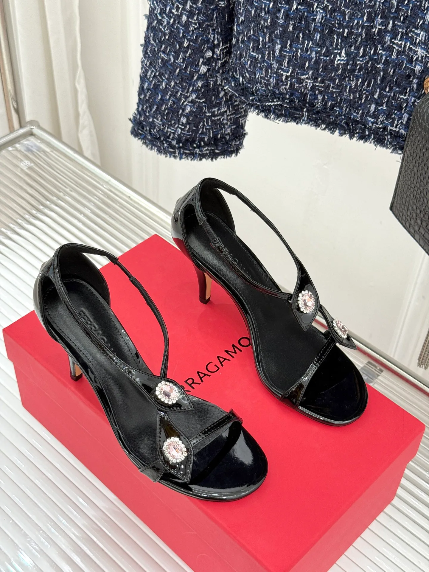 Босоножки Женские Salvatore Ferragamo 11312296