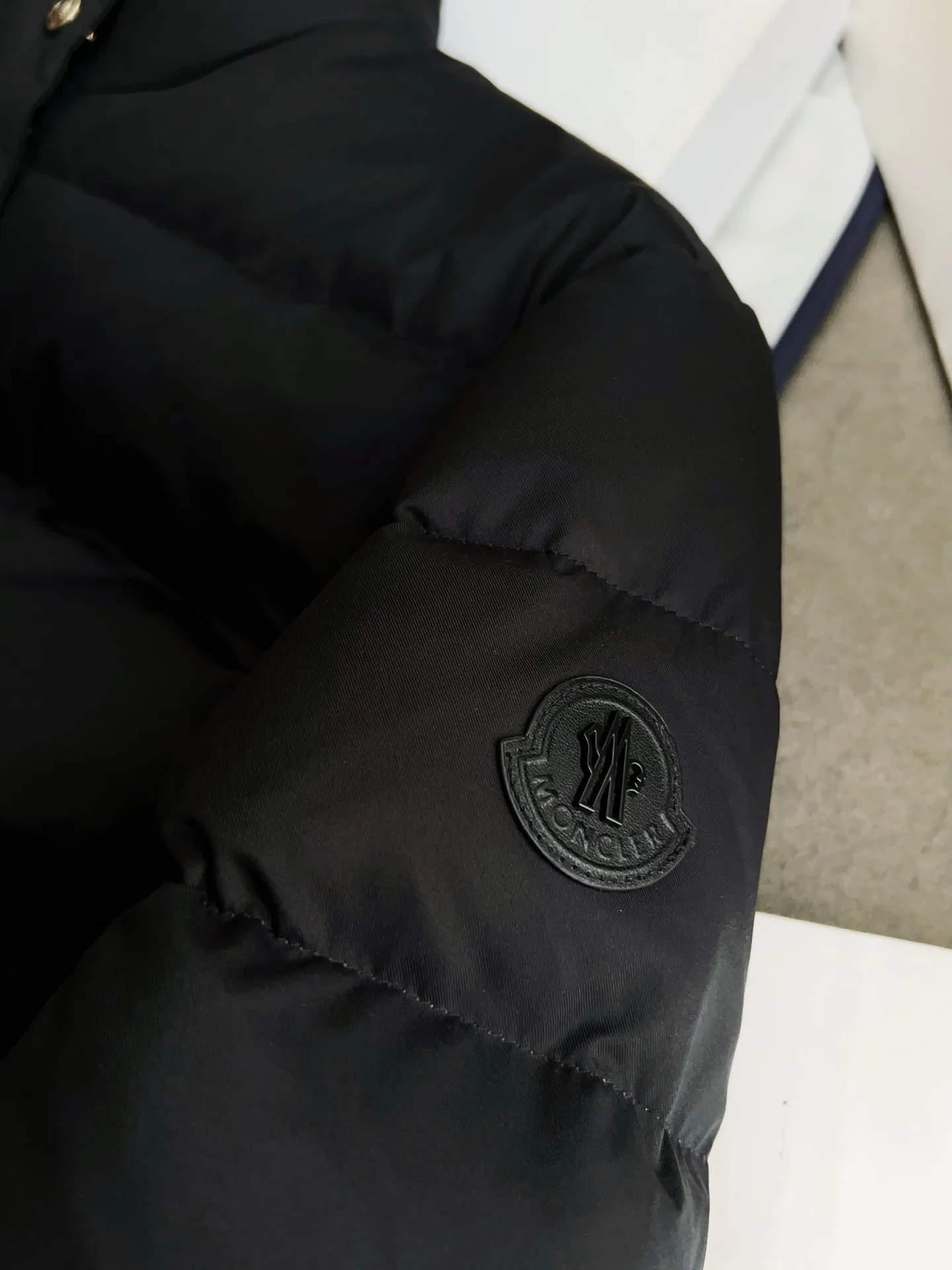 Куртки И Пуховики Женские Moncler 19527632